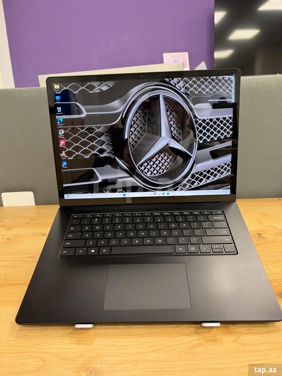 Microsoft Surface Leptop Black Ryzen 7, RX Vega 11 Graphics, SSD 1TB, RAM 32GB, 15"