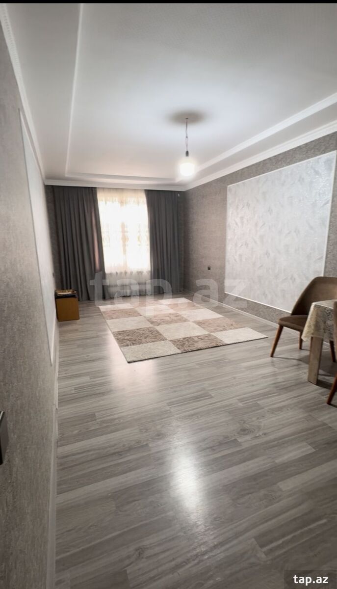 Həyət evi, 28 May m. (10)