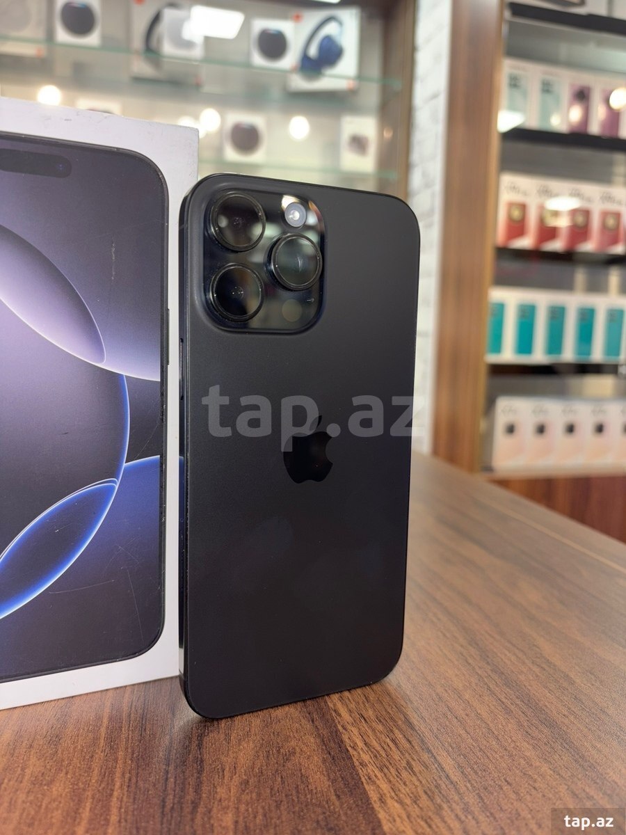 Apple iPhone 16 Pro Max Black Titanium 1TB/8GB (2)