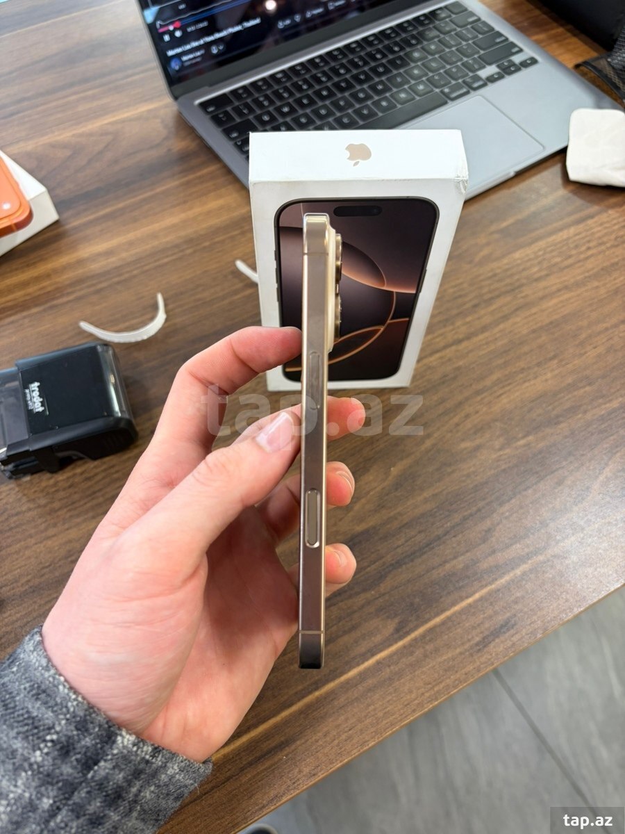 Apple iPhone 16 Pro Desert Titanium 1TB/8GB (5)