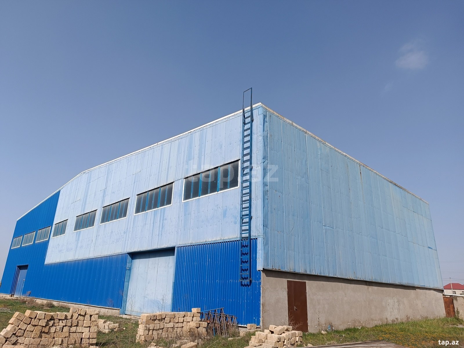 Obyekt icarəyə verilir, Binəqədi-Novxani yolu (2)