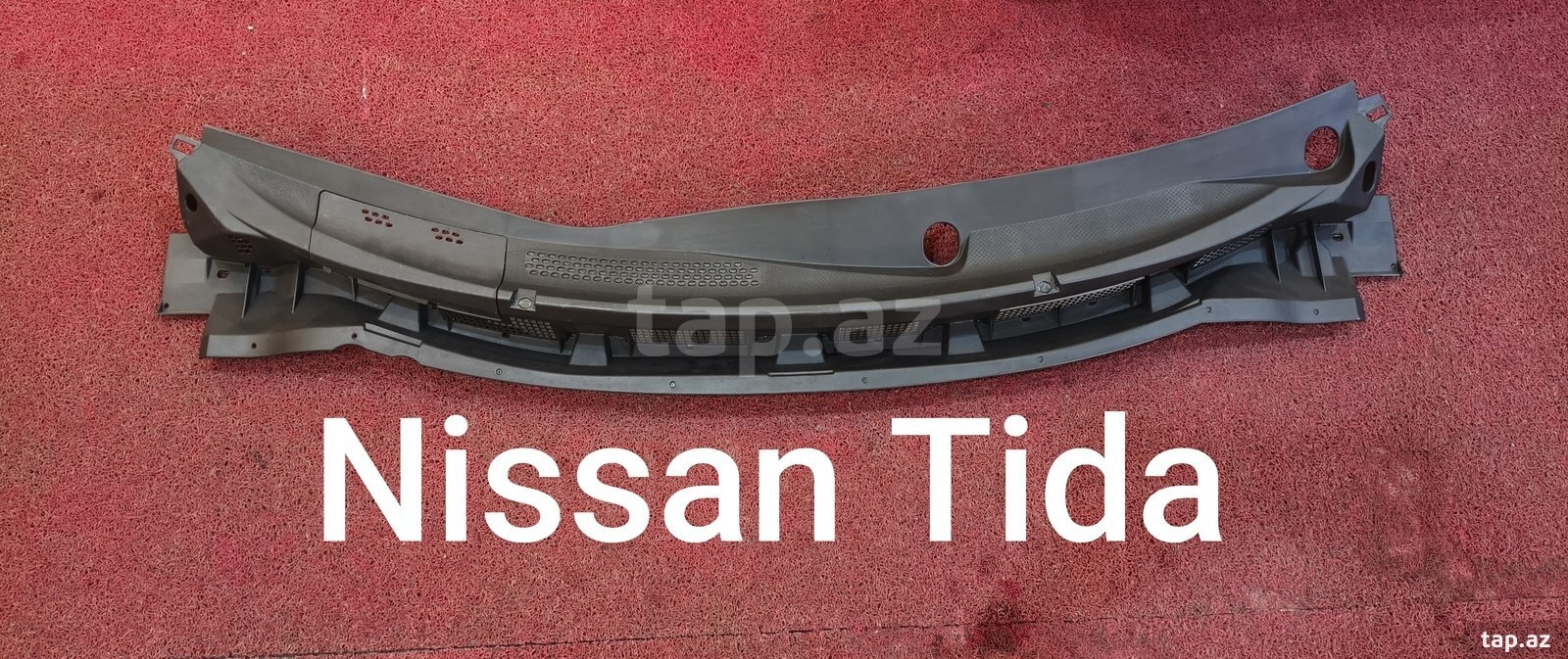Nissan Tida küləkliyi