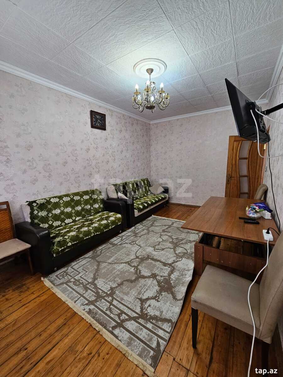3-otaqlı mənzil, 8-ci mkr., 70 m² (2)