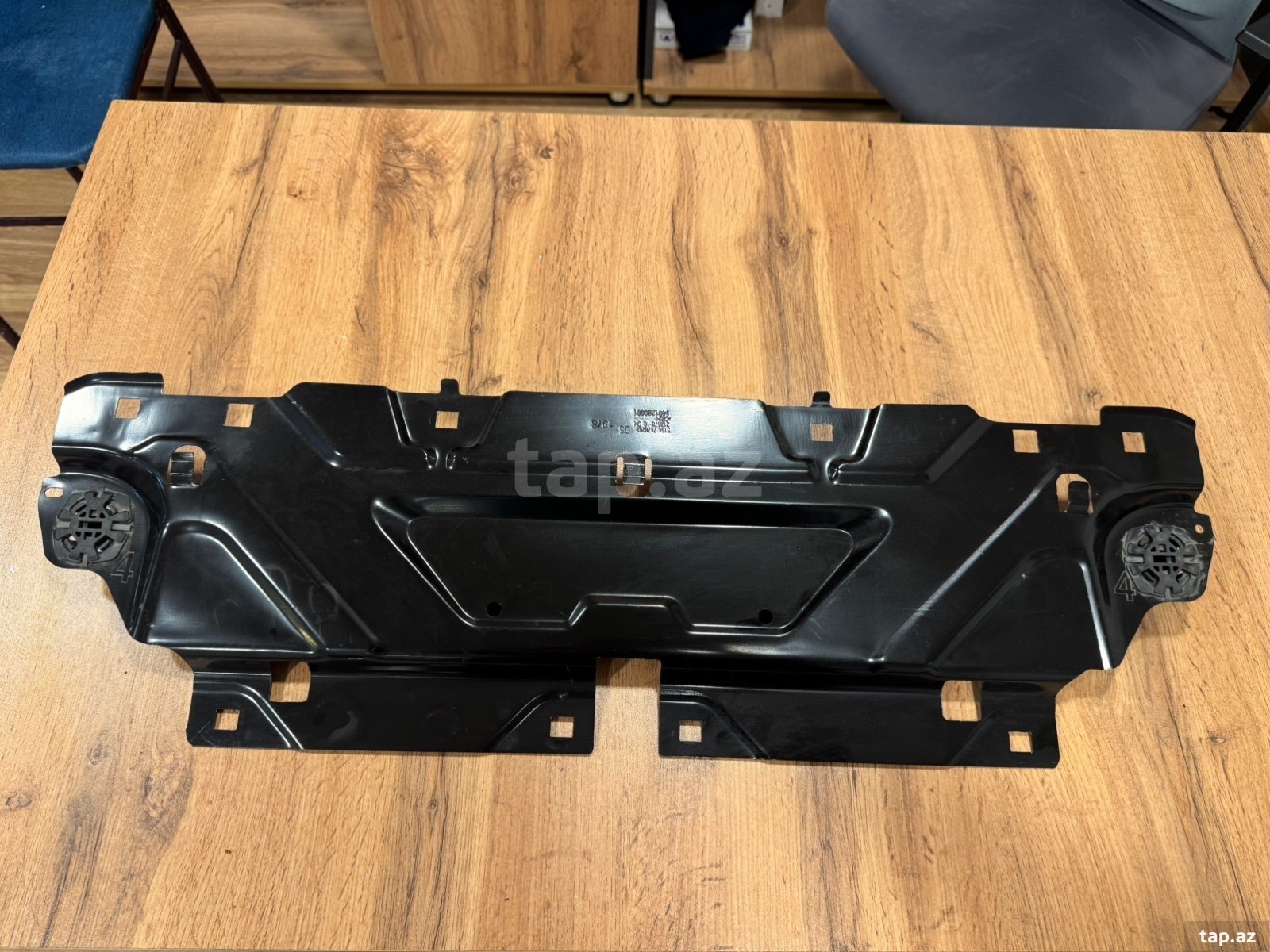 BMW G26 i4 üst paneli