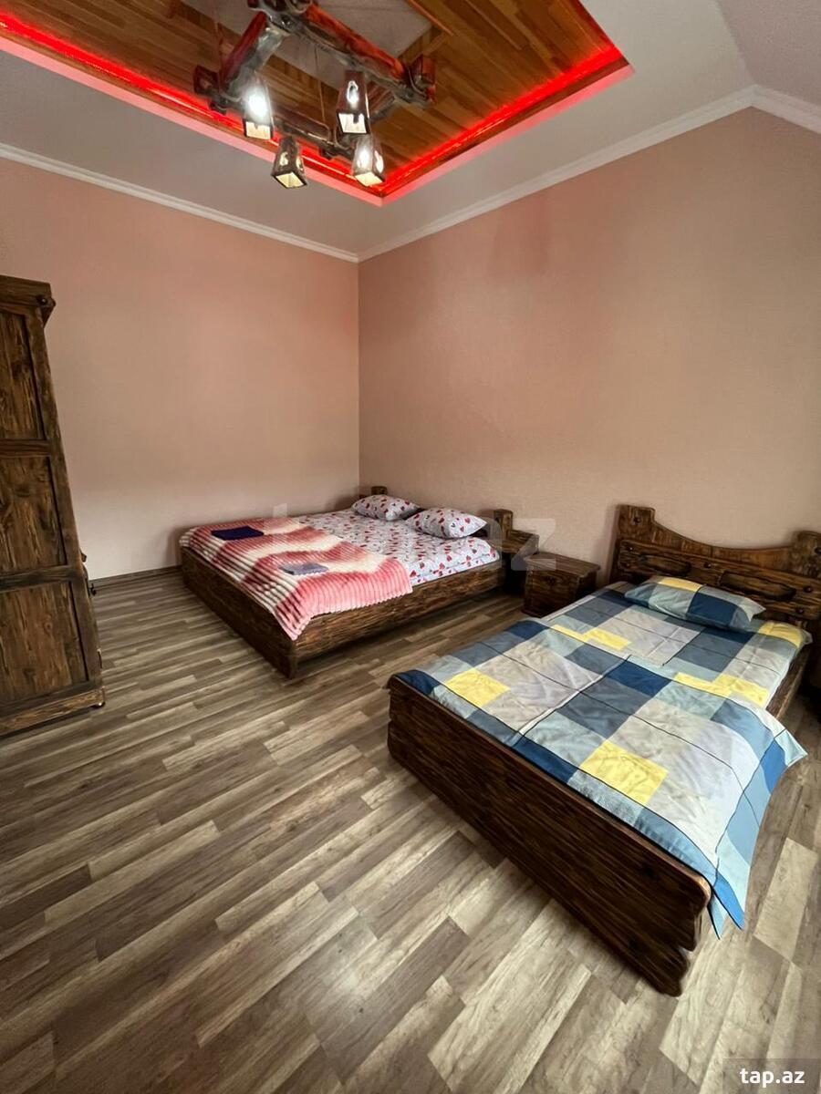 Villa, Quba r.