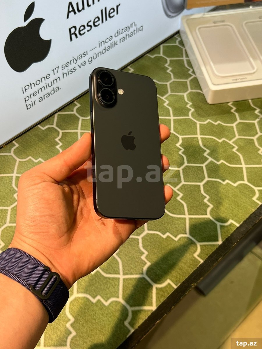 Apple iPhone 16 Black 128GB/8GB (2)