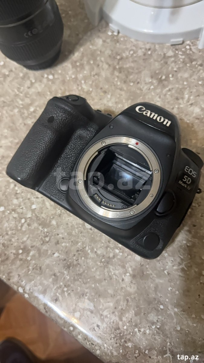 Fotoaparat Canon EOS 5D Mark 4