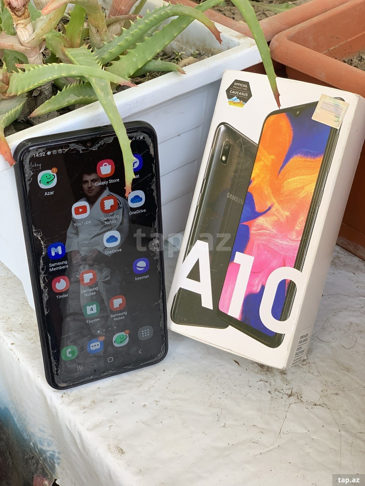 Samsung Galaxy A10 Black 32GB/2GB