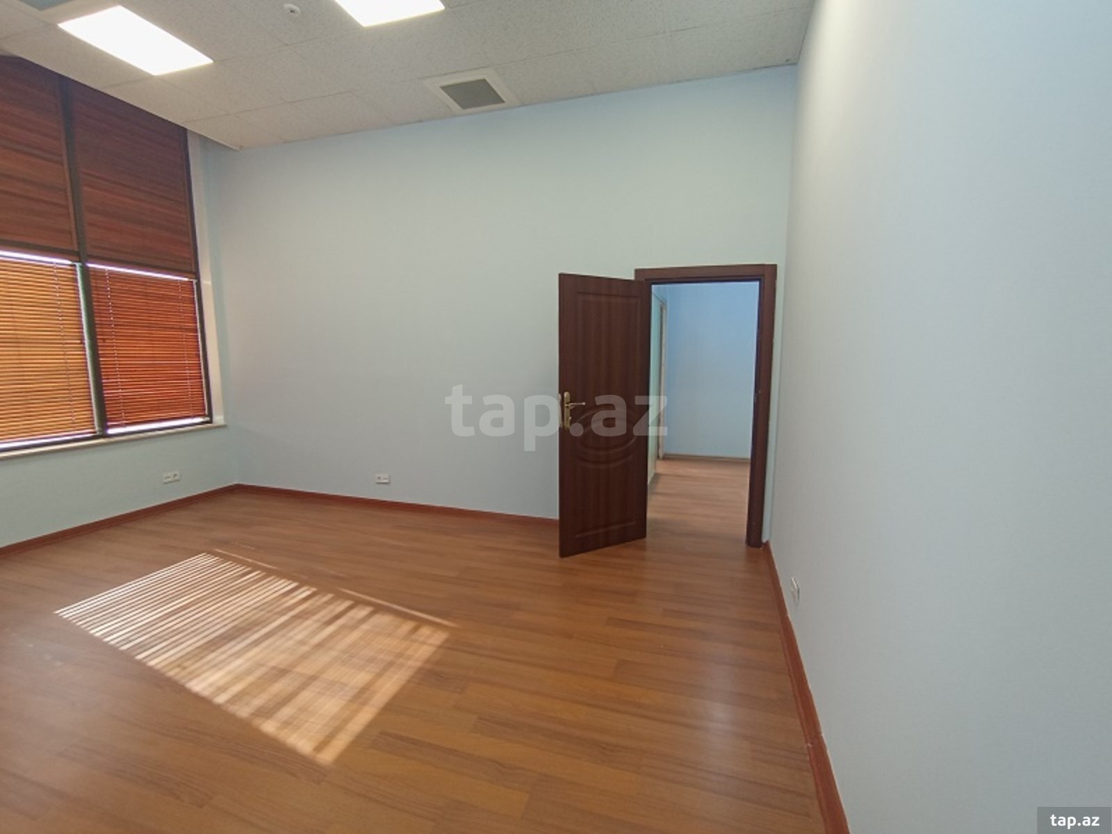 Ofis icarəyə verilir, Ə.Rəcəbli küç. (8)