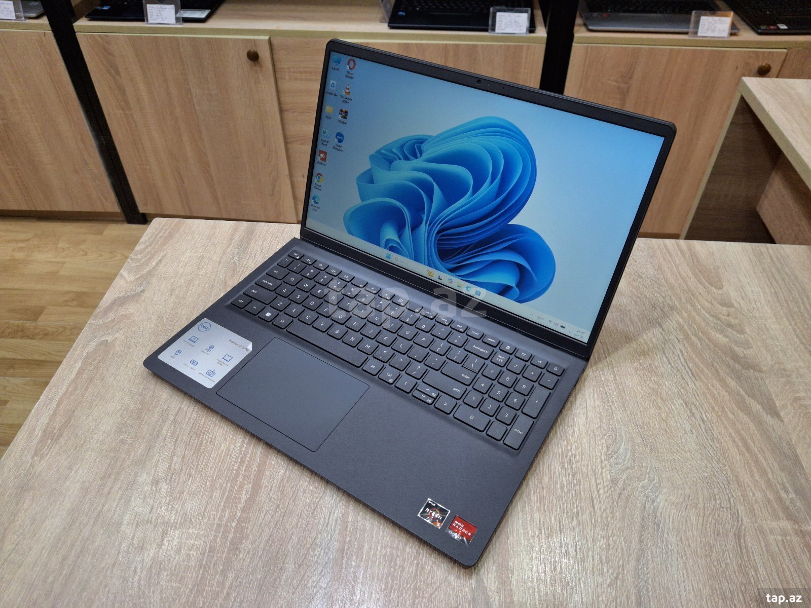 Noutbuk Dell Insprion 15 3515 (4)