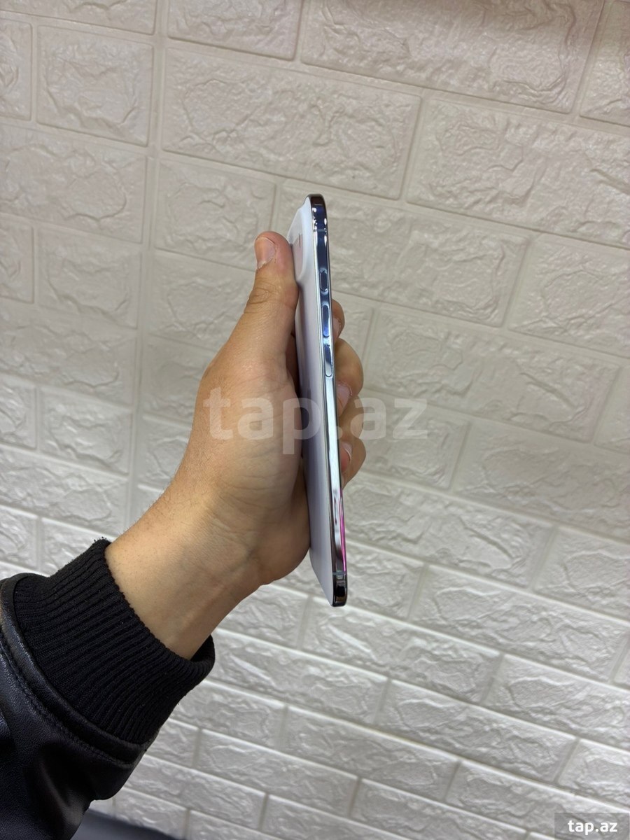 Apple iPhone Air Sky Blue 256GB/8GB (3)