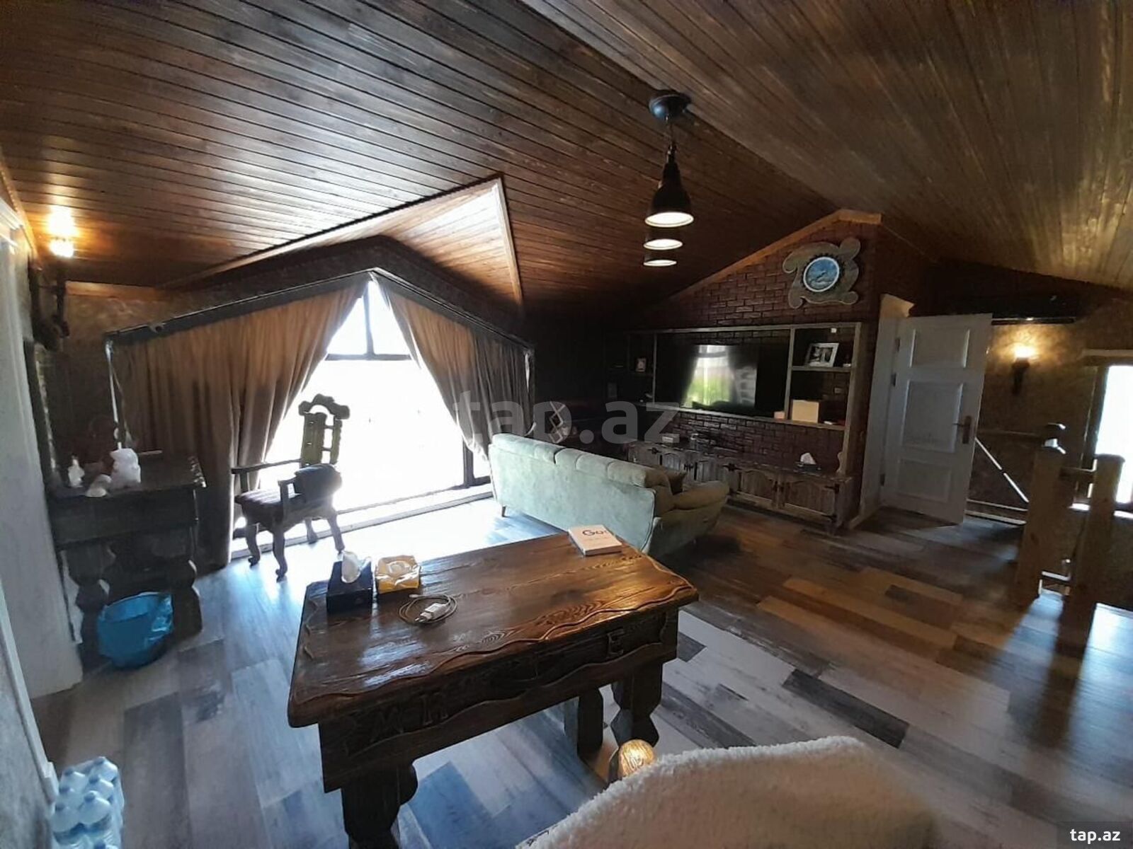 Həyət evi, Novxanı qəs. (8)