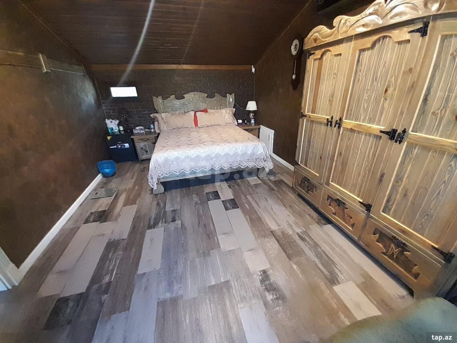 Həyət evi, Novxanı qəs. (16)