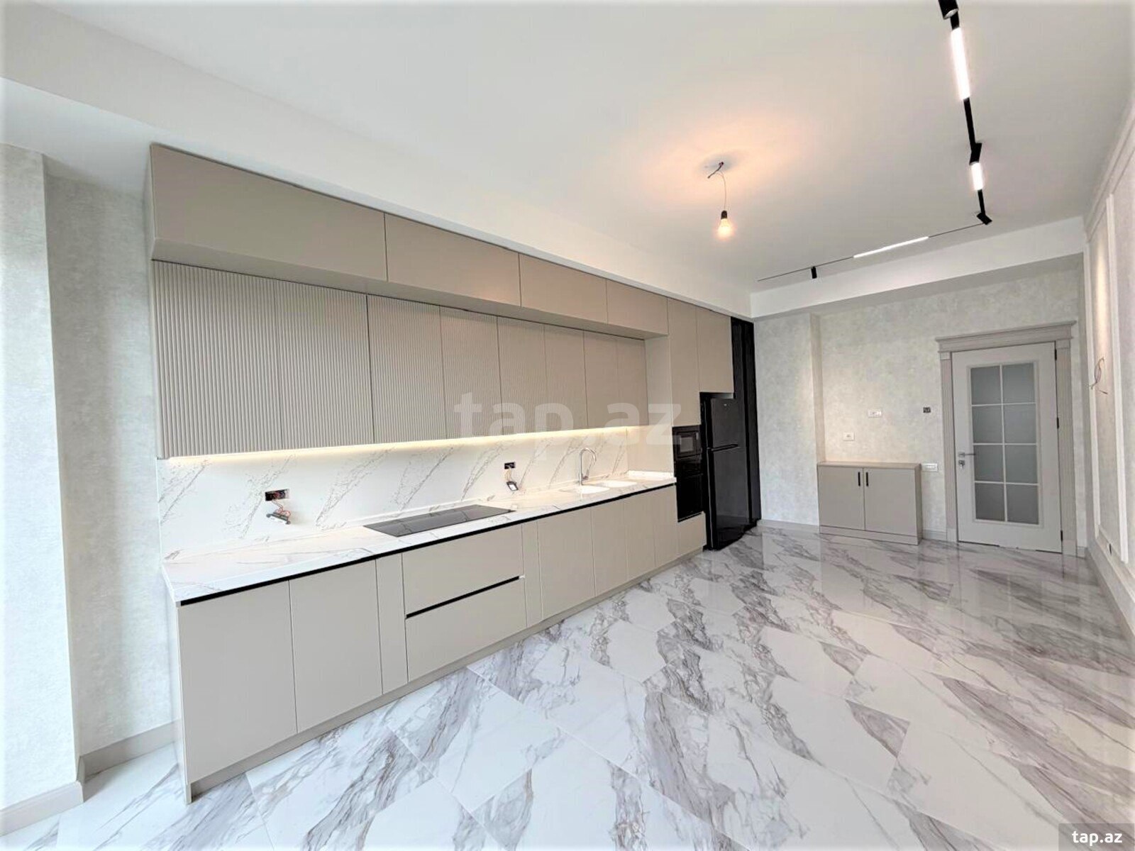 4-otaqlı yeni tikili kirayə verilir, BülBül pr., 200 m² (12)
