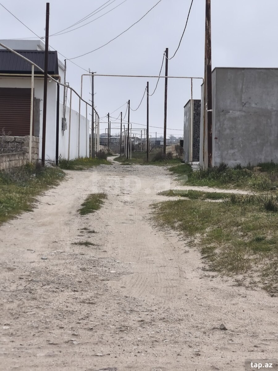 12 sot torpaq sahəsi, Ləhic bağları (14)