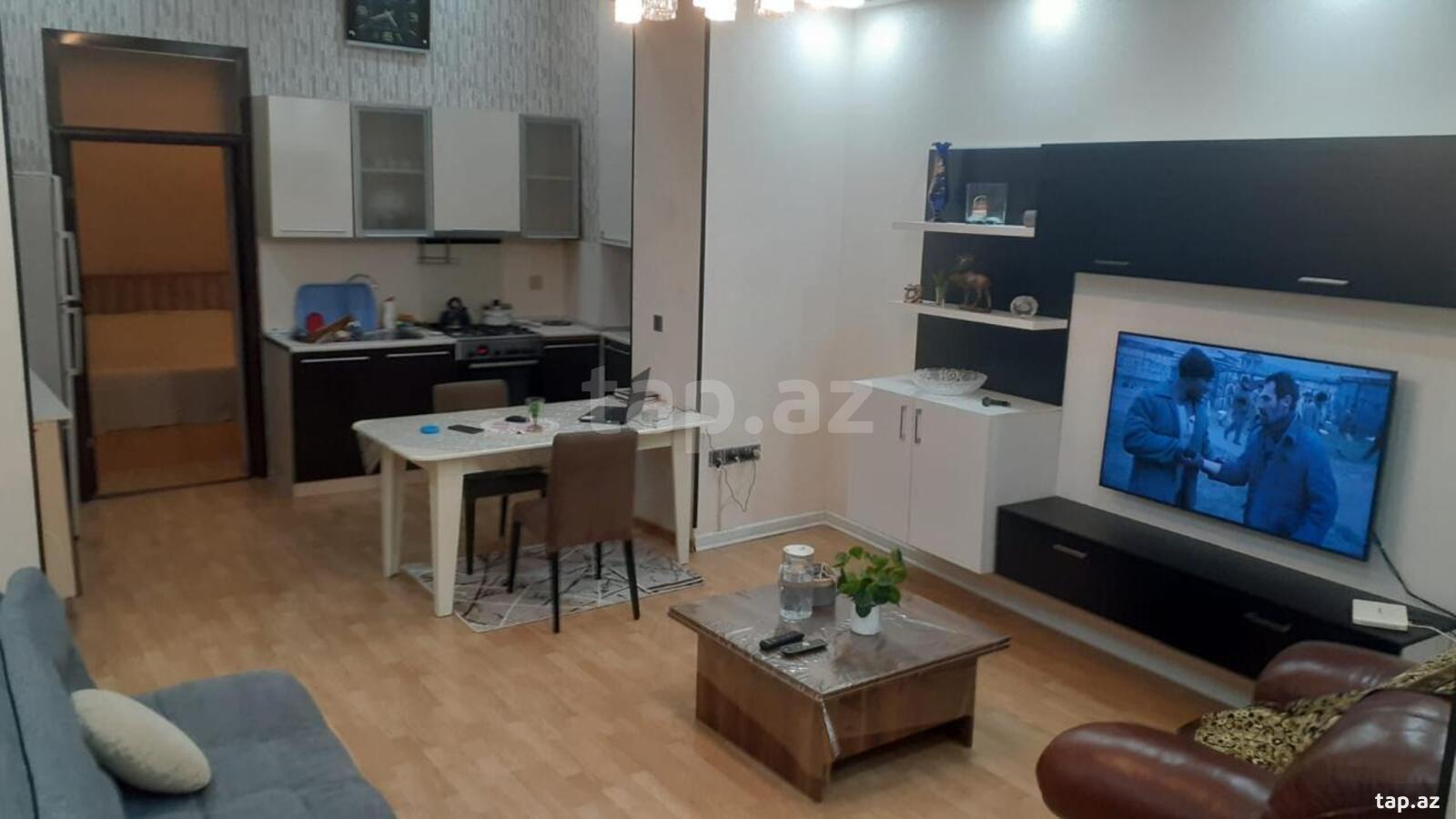 2-otaqlı mənzil kirayə verilir, Sahil m., 60 m²
