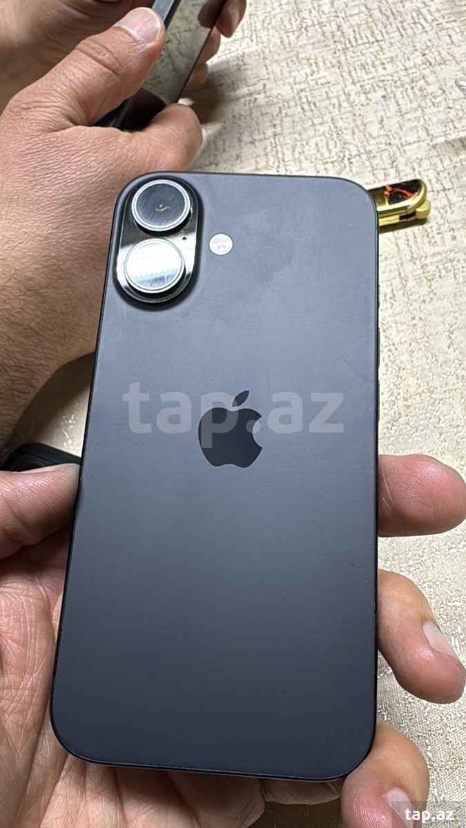 Apple iPhone 16 Black 128GB/8GB (5)