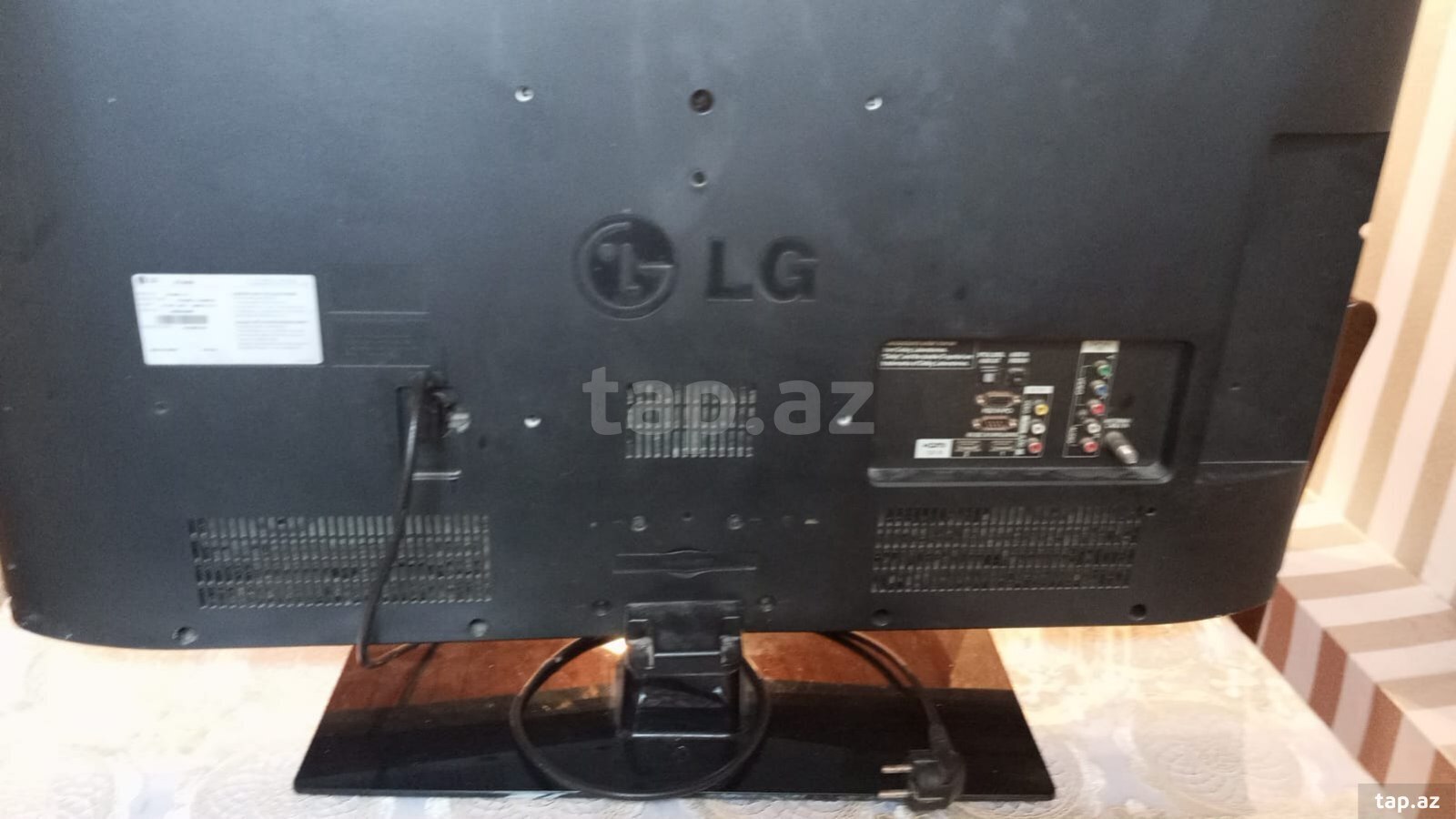 Televizor LG (3)