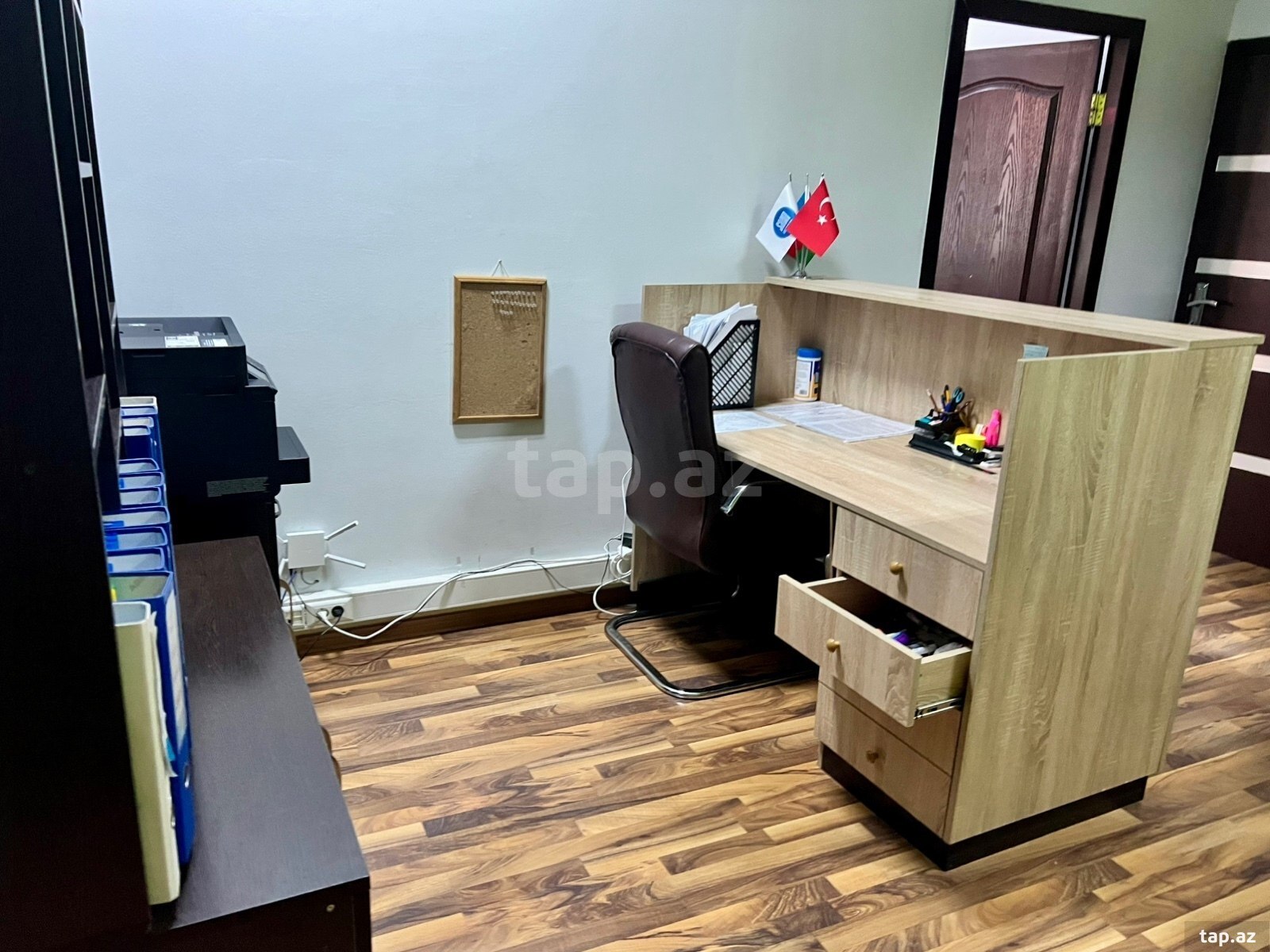 Ofis icarəyə verilir, Əhməd R. küç. 1/25 (5)