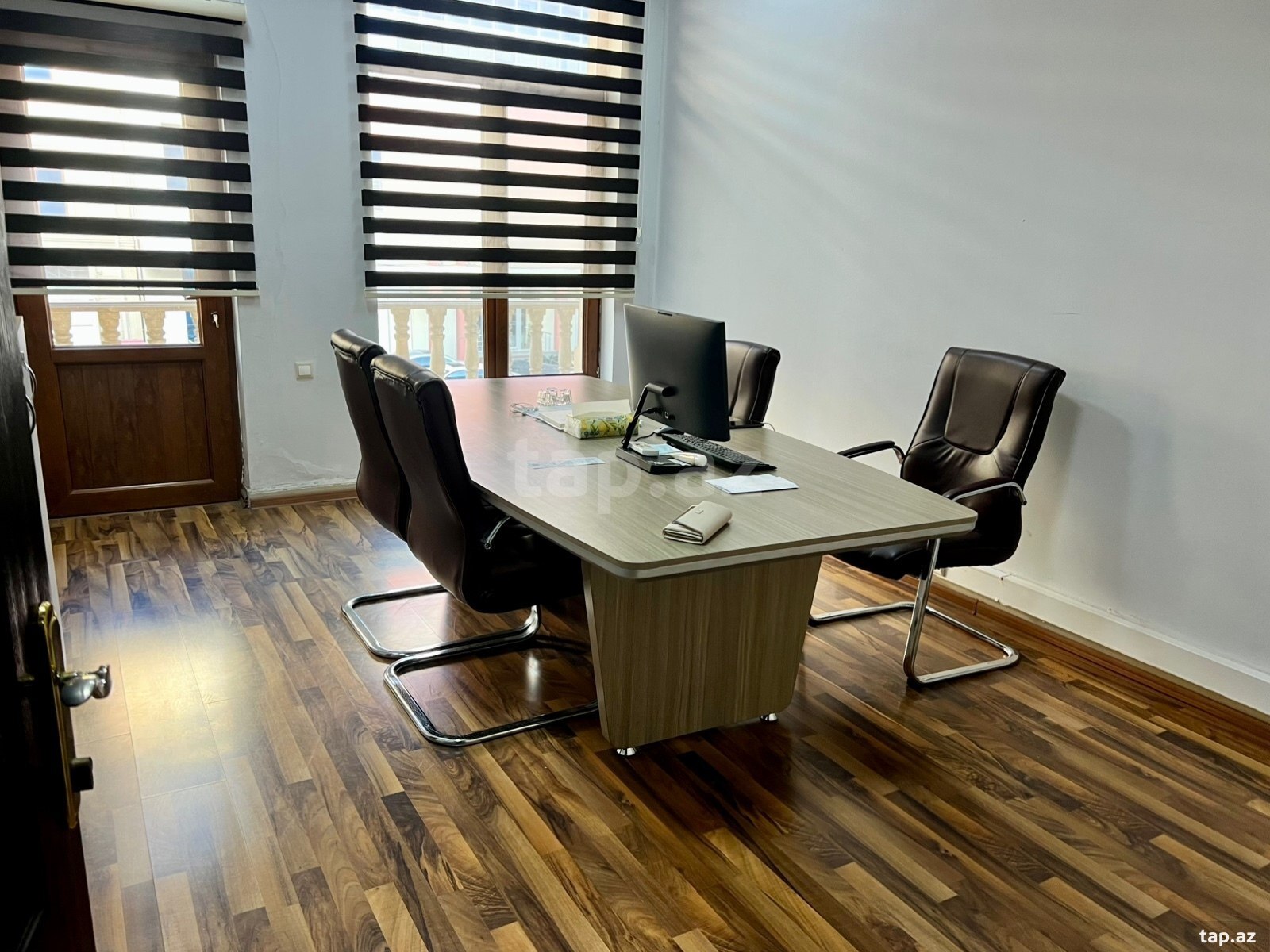 Ofis icarəyə verilir, Əhməd R. küç. 1/25 (4)