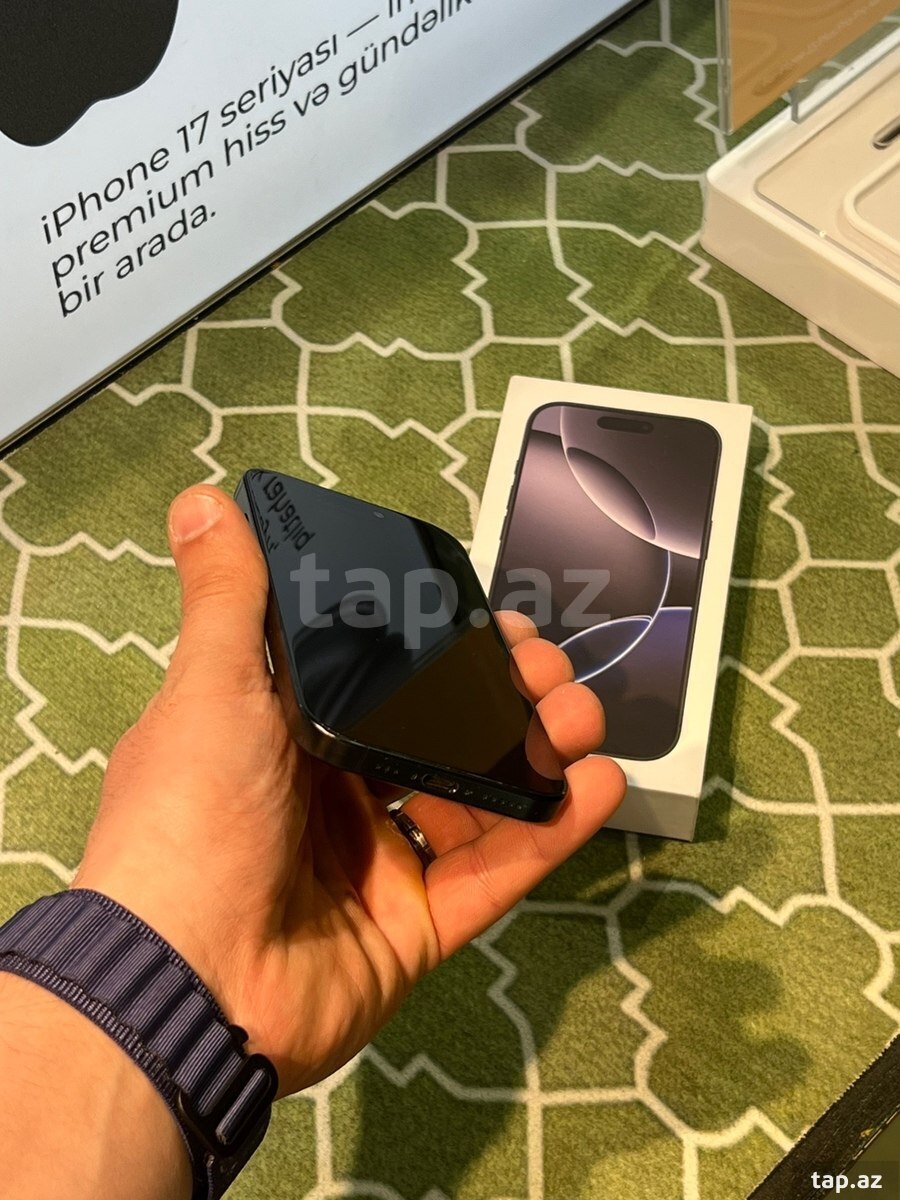 Apple iPhone 16 Pro Black Titanium 128GB/8GB (2)
