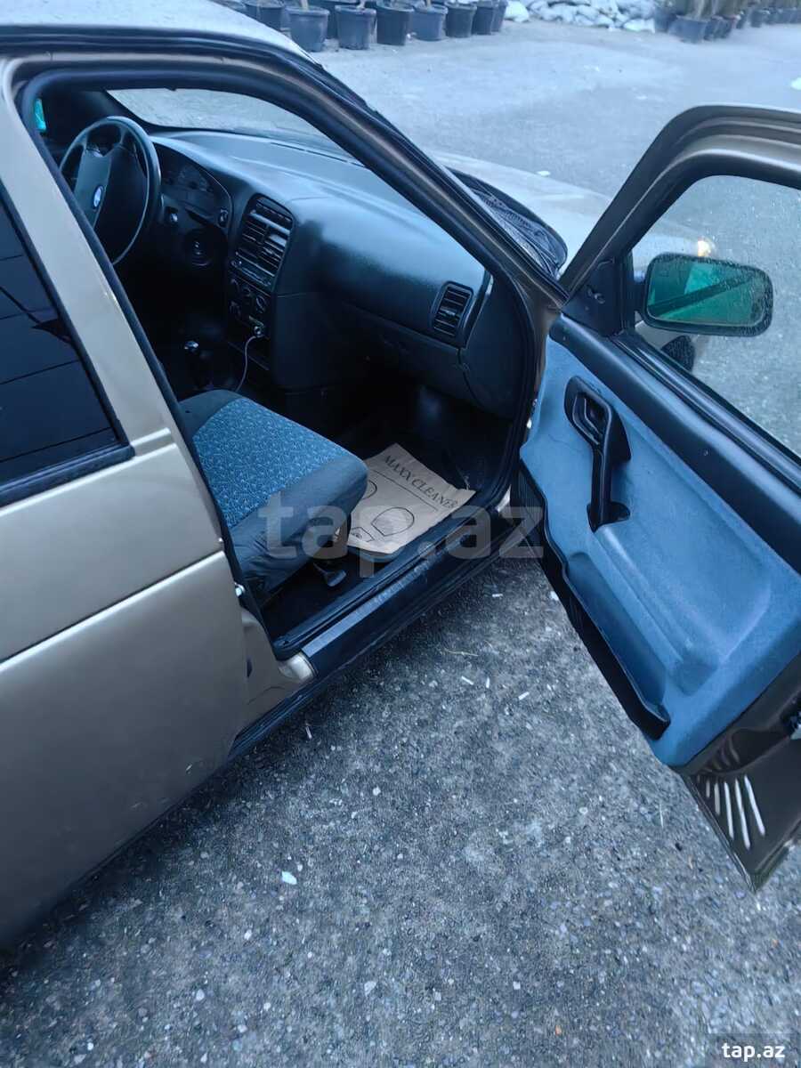 LADA (VAZ) 2112, 2006 il (7)