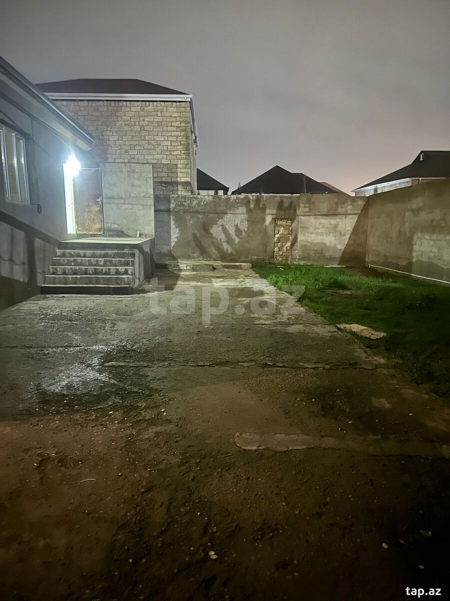 Həyət evi, Binə qəs. (14)