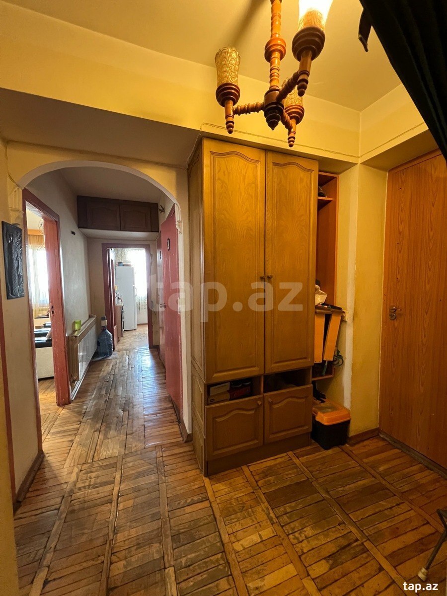3-otaqlı mənzil, 28 May m., 90 m² (7)