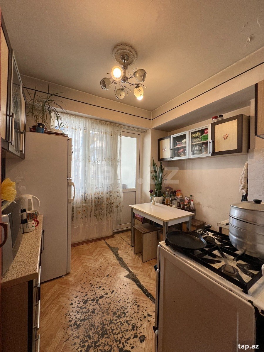 3-otaqlı mənzil, 28 May m., 90 m² (4)