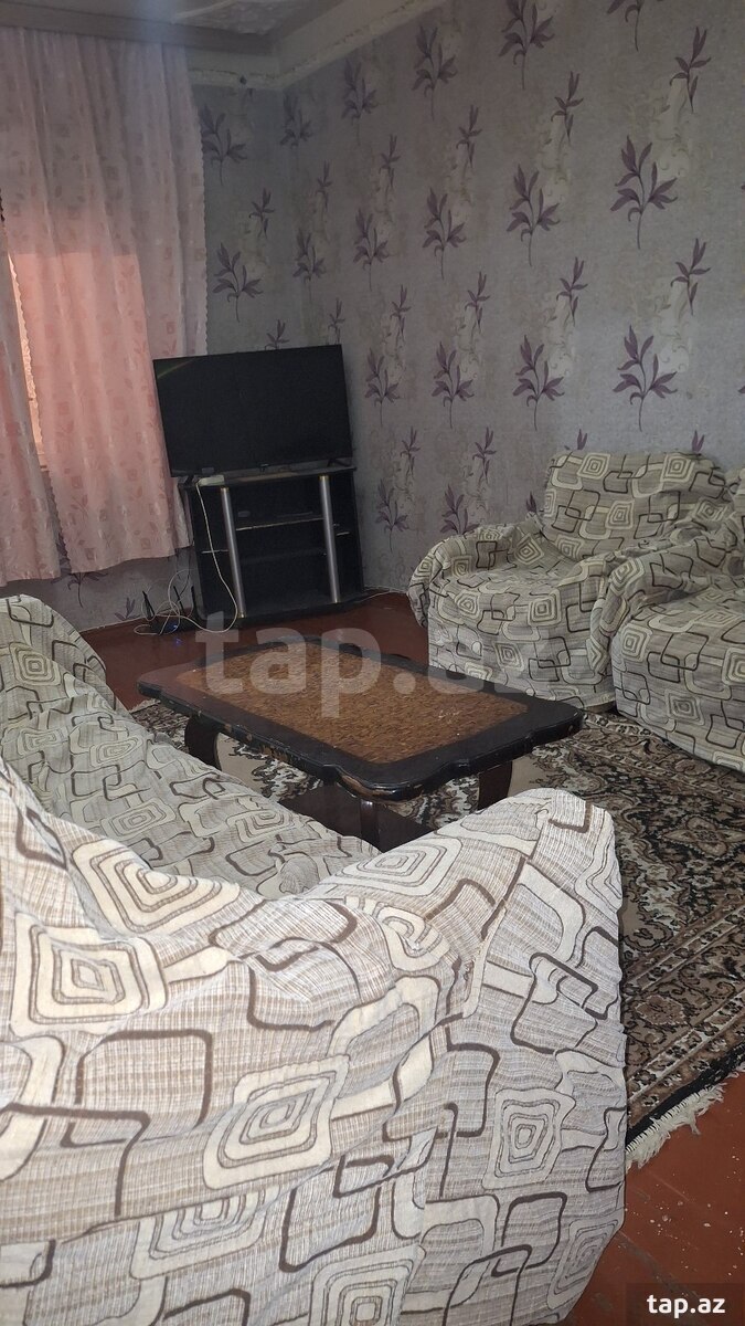 2-otaqlı mənzil kirayə verilir, M.Əcəmi m., 45 m² (2)