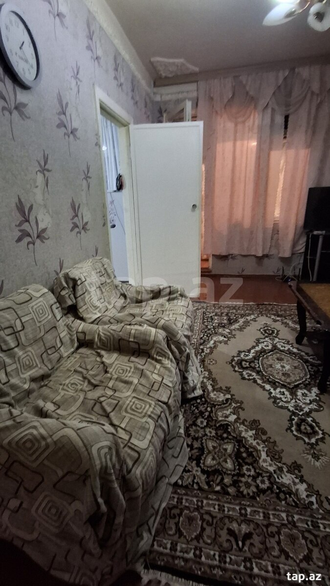 2-otaqlı mənzil kirayə verilir, M.Əcəmi m., 45 m²