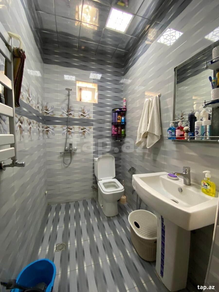Həyət evi, Corat bağları