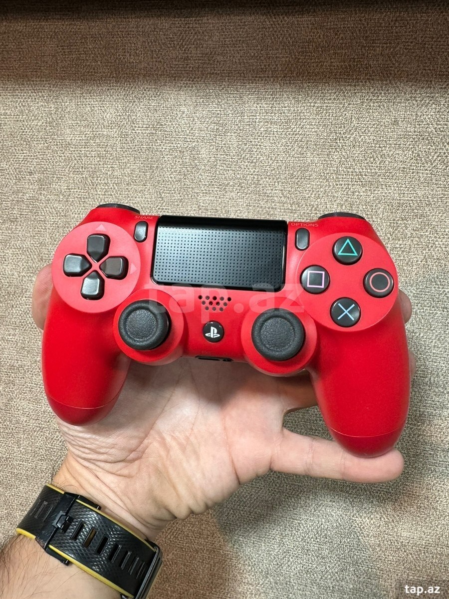 PlayStation 4 pultu 