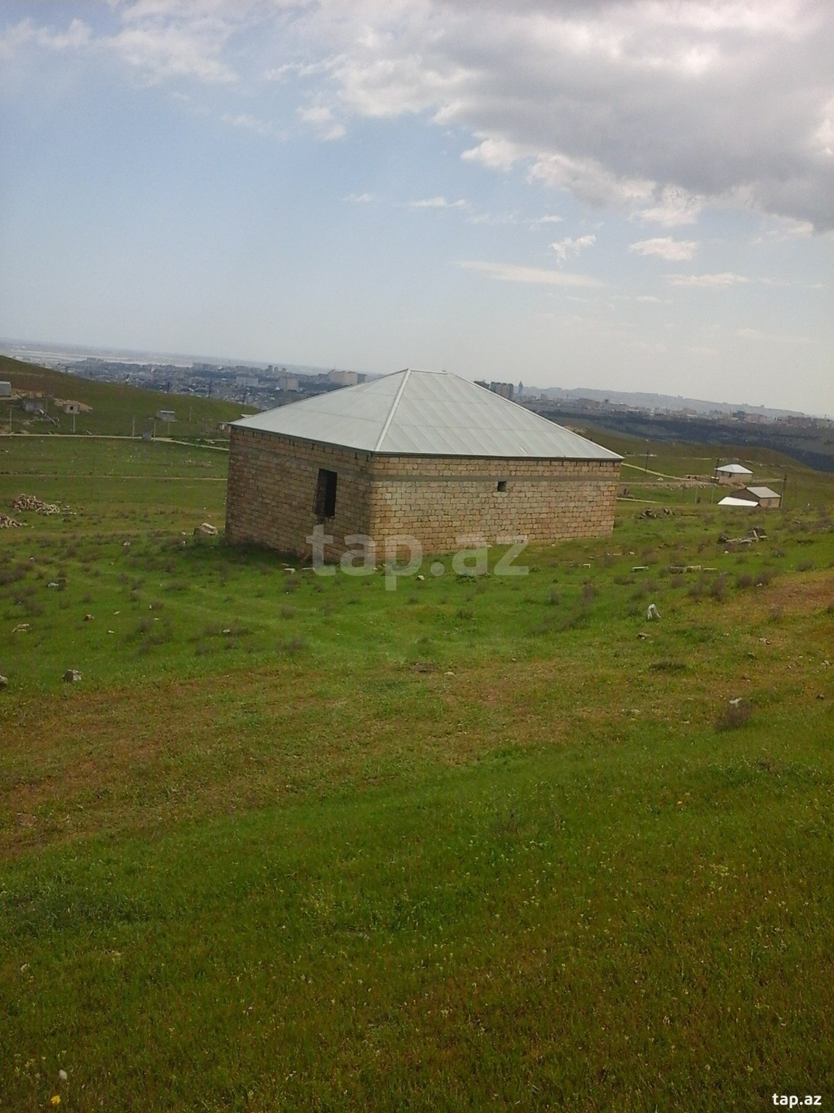 5 sot torpaq sahəsi, Çiçək qəs. (2)