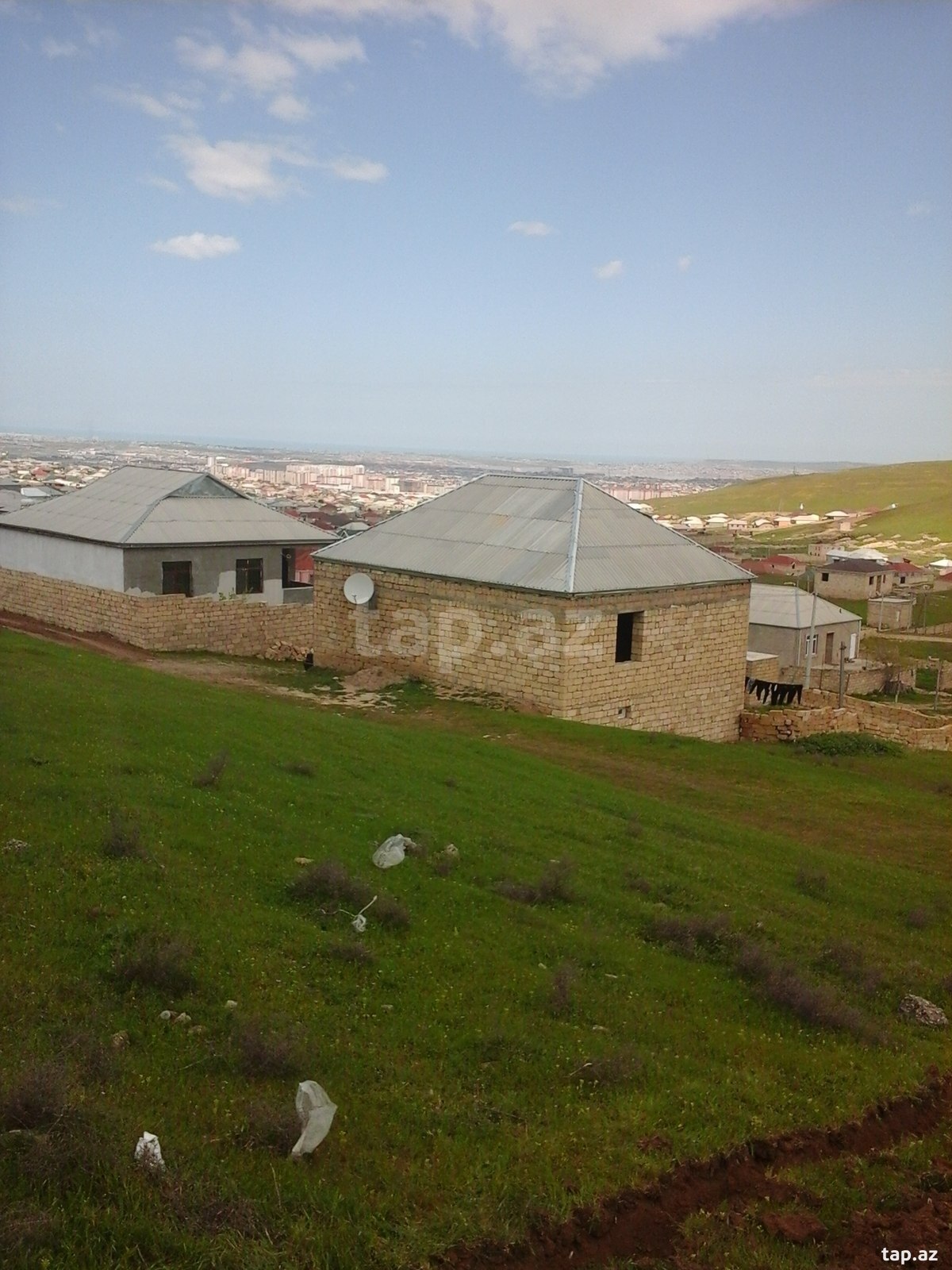 5 sot torpaq sahəsi, Çiçək qəs. (3)