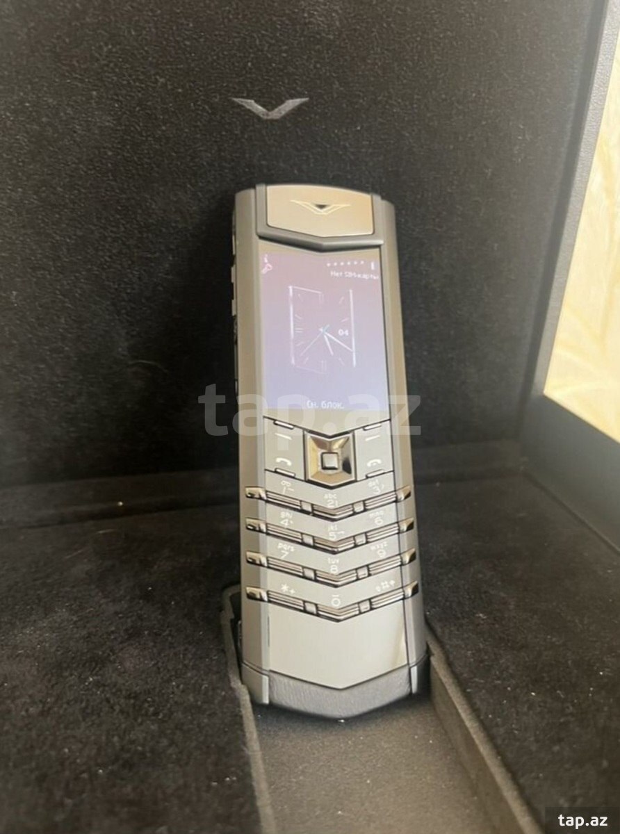 Vertu Signature S Design Pure Black 4GB (3)