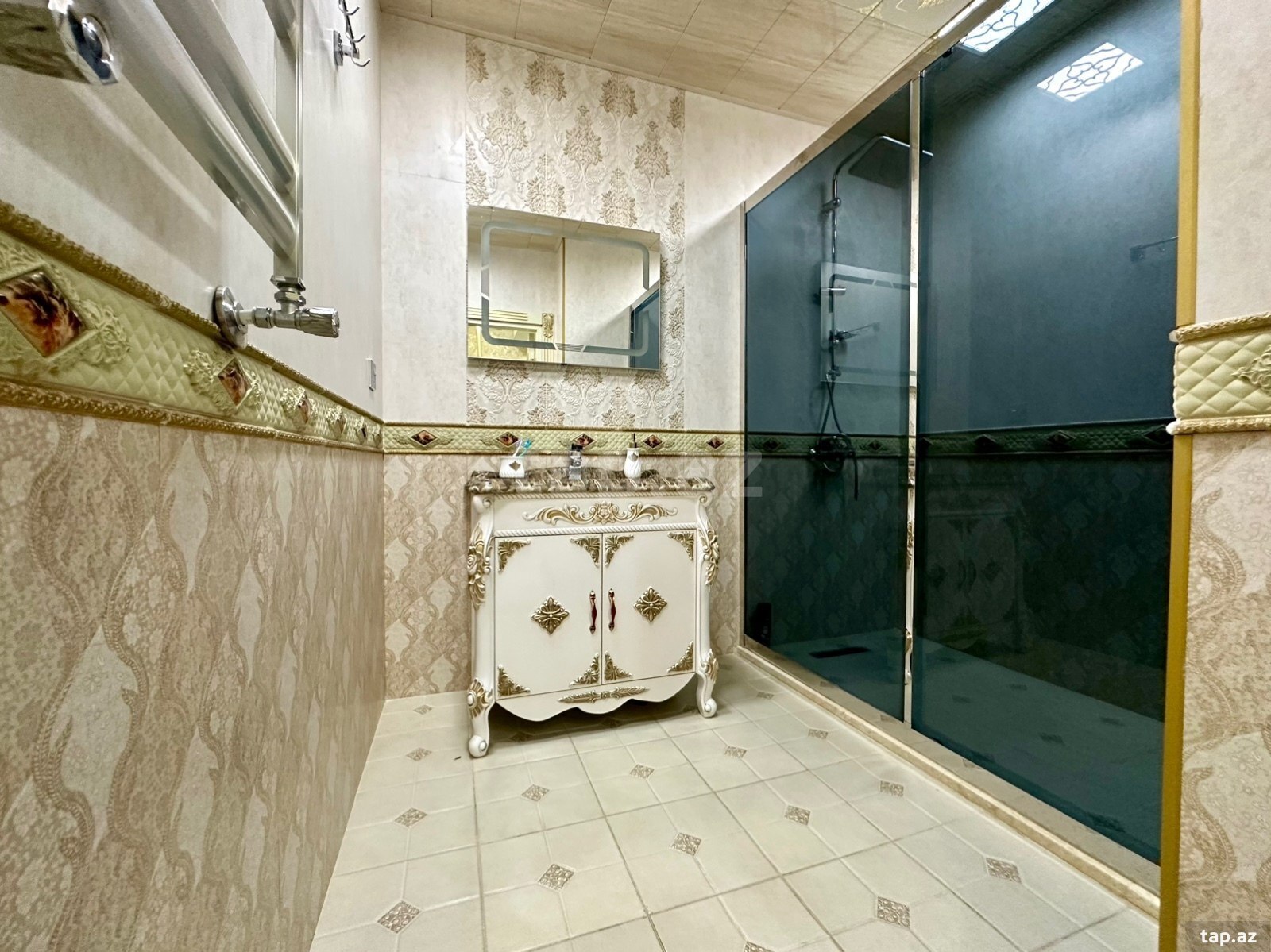 2-otaqlı yeni tikili, M.Şərifli küç., 96 m²