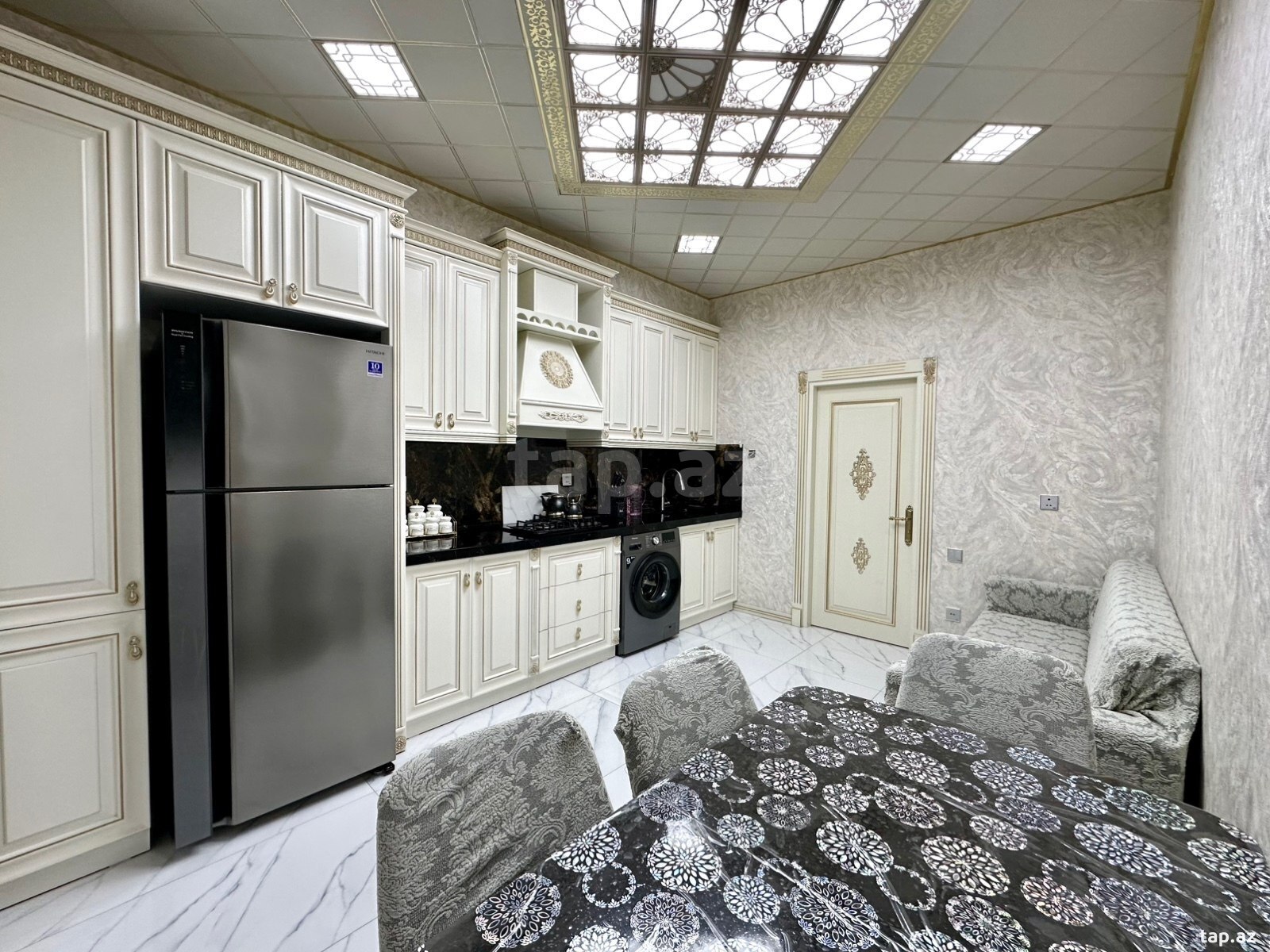 2-otaqlı yeni tikili, M.Şərifli küç., 96 m²