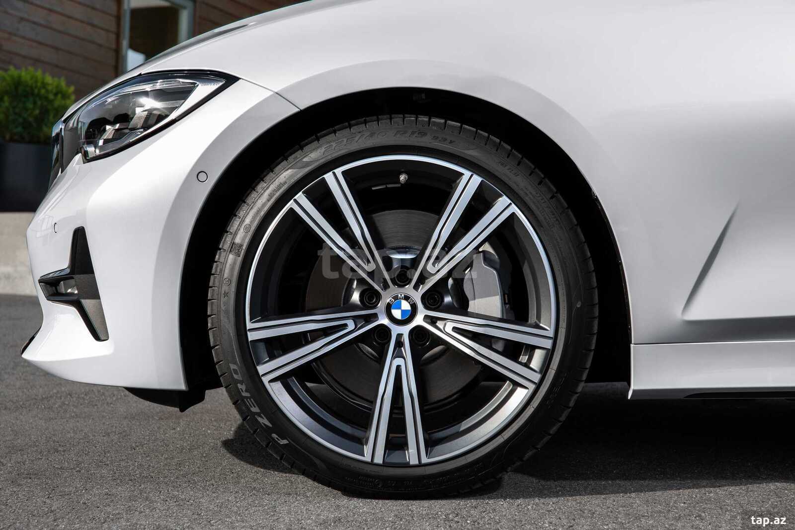 BMW G20 diskləri R19 (5)