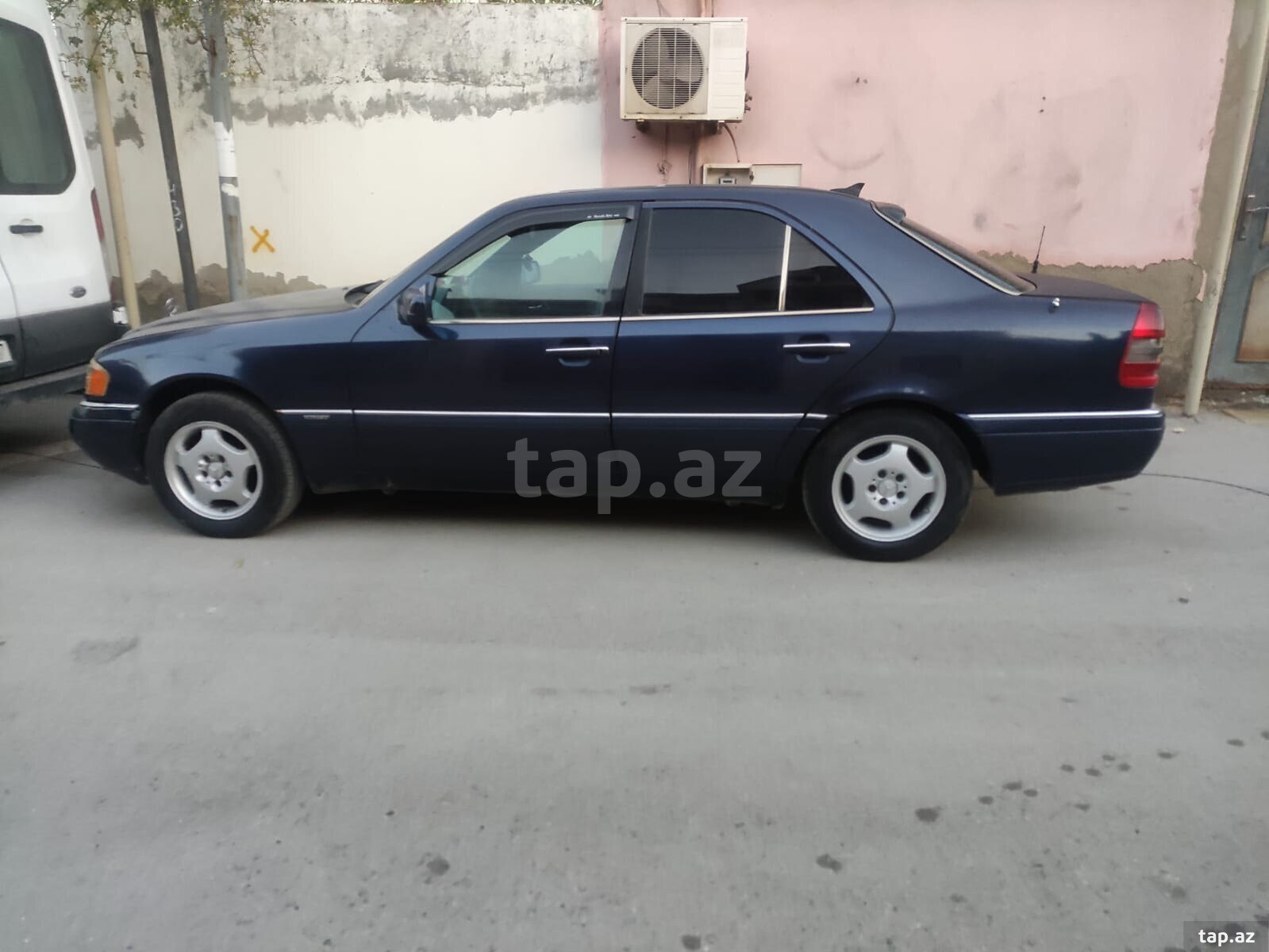 Mercedes C 220, 1995 il (2)