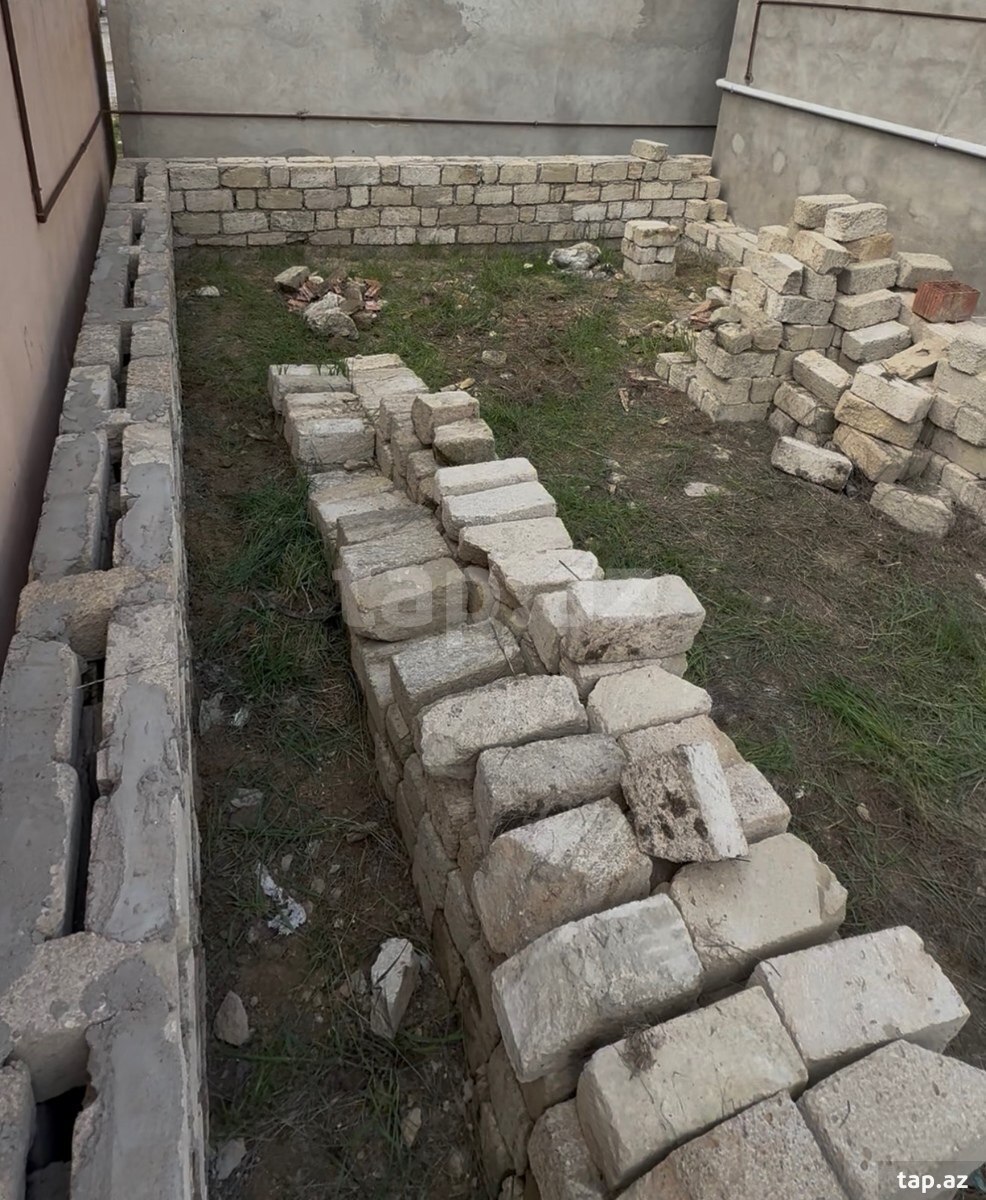 Həyət evi, Binəqədi qəs.