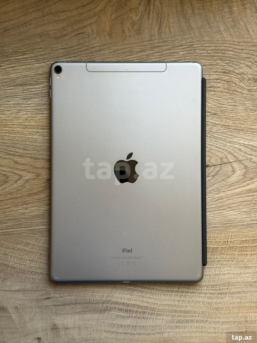Apple iPad Pro 10.5 (2017) Space Grey 64GB/4GB (2)
