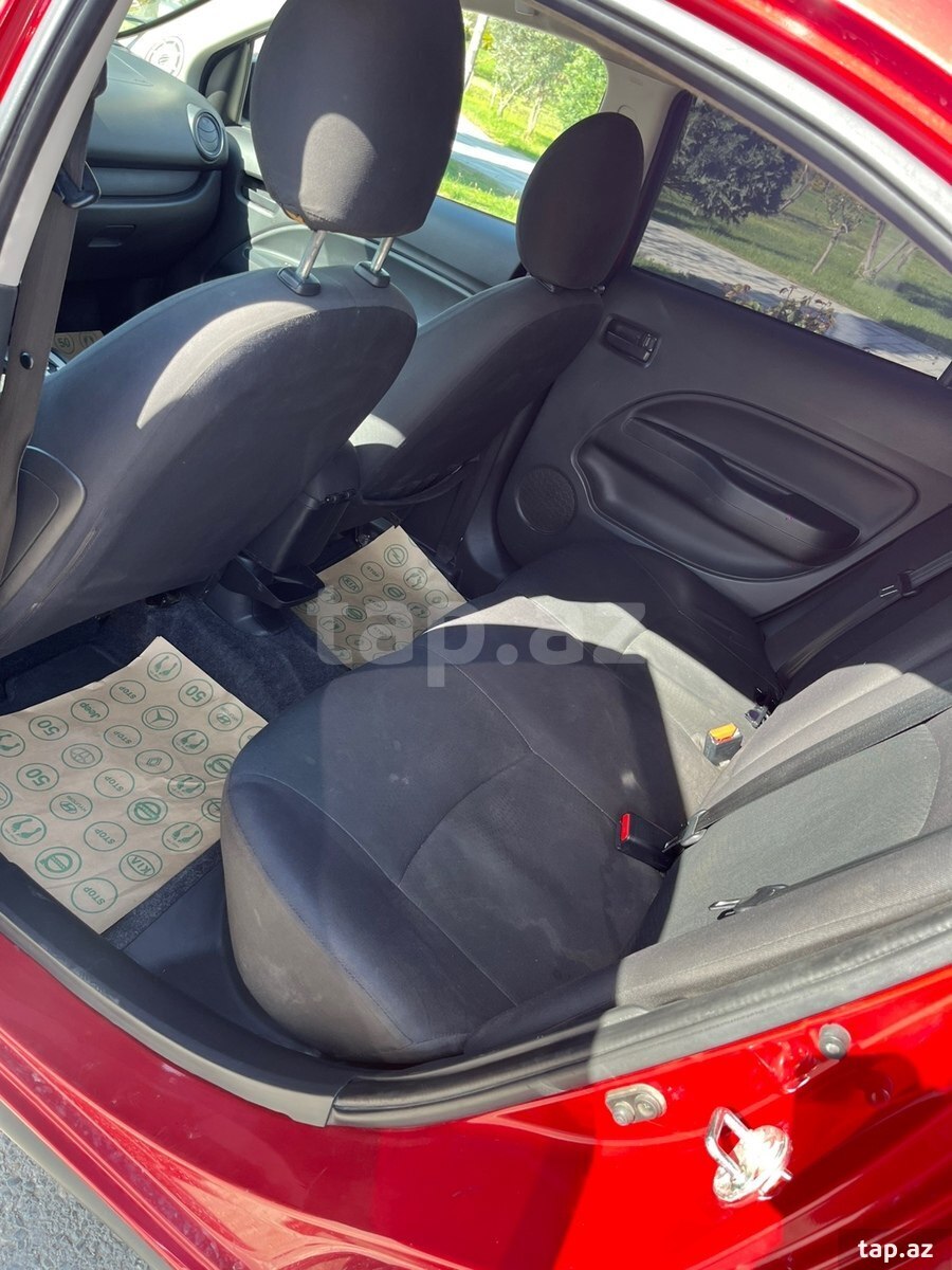 Mitsubishi Mirage, 2019 il (10)
