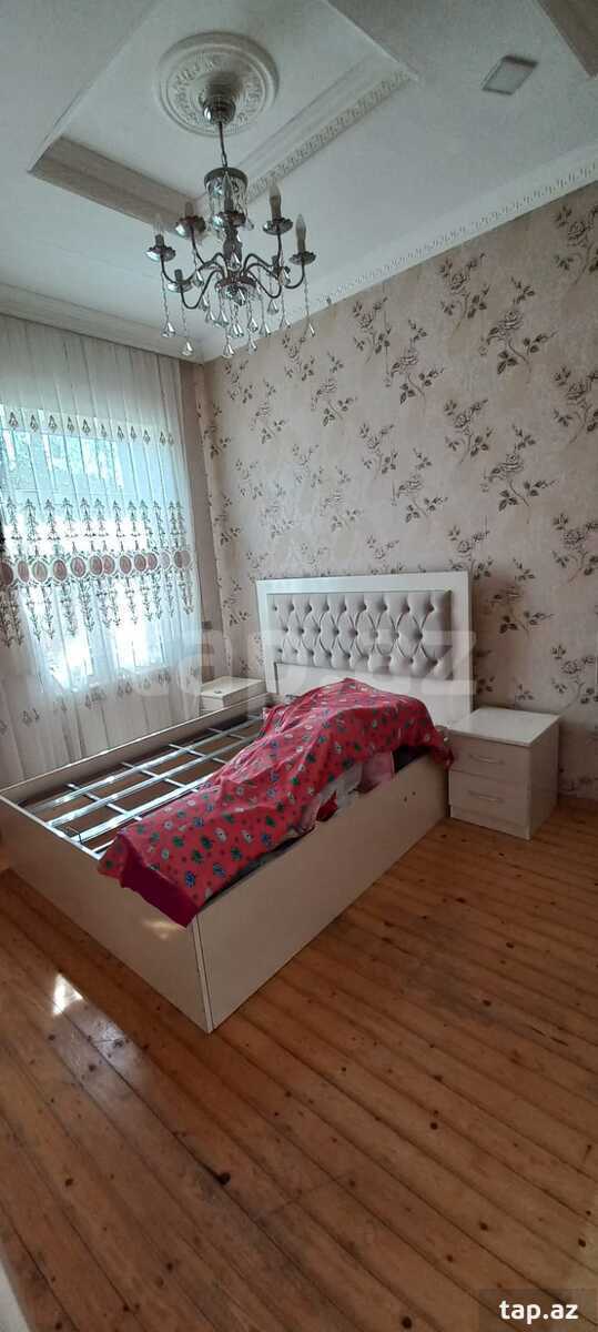 Həyət evi, Heydər Əliyev pr.