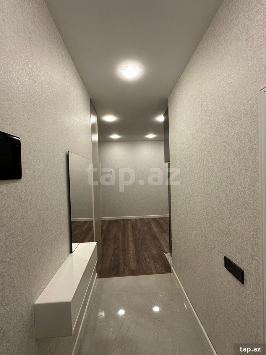 2-otaqlı yeni tikili, Moskva pr. 31-68, 80 m²
