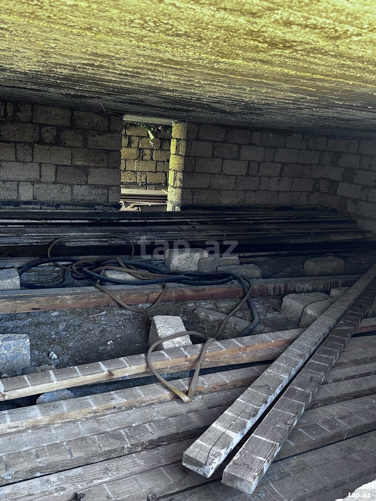 8 sot torpaq sahəsi, Novxanı qəs. (3)