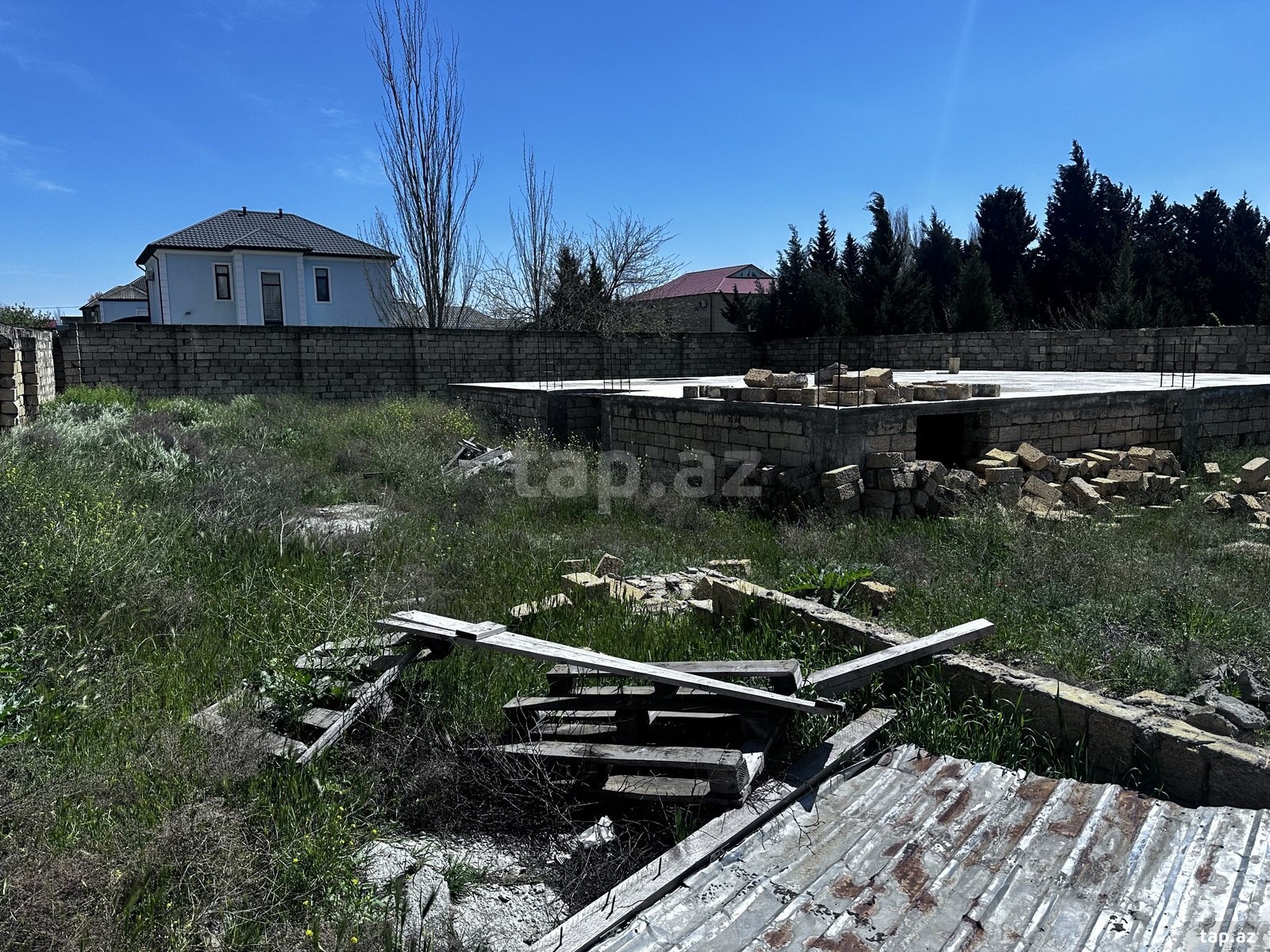 8 sot torpaq sahəsi, Novxanı qəs. (6)