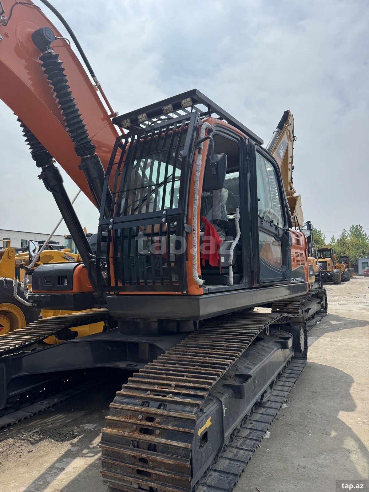 Ekskavator Doosan 225LC, 2024 ili (2)