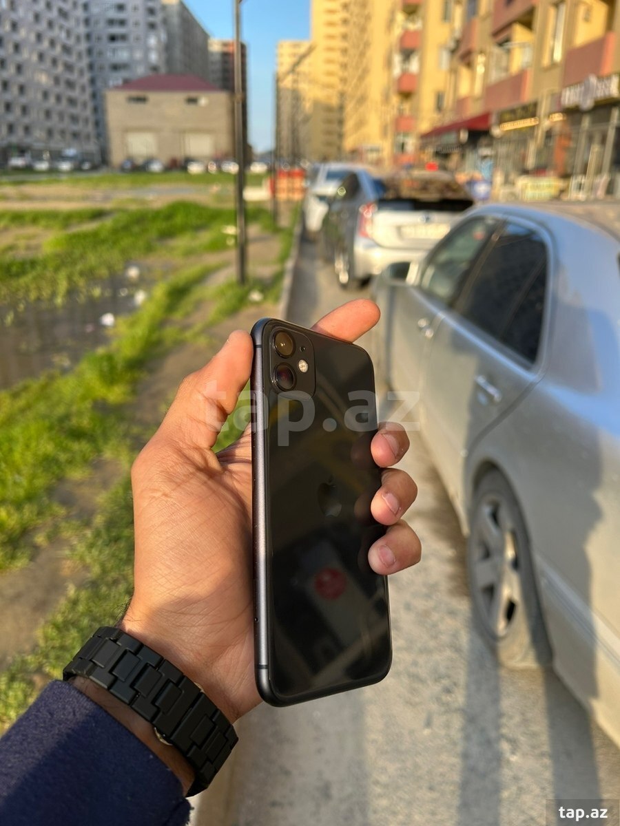 Apple iPhone 11 Black 64GB/4GB (5)