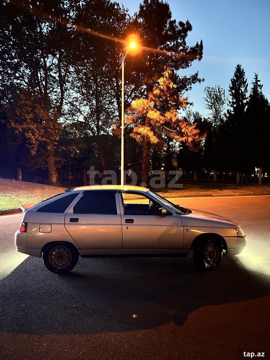 LADA (VAZ) 2112, 2001 il (8)
